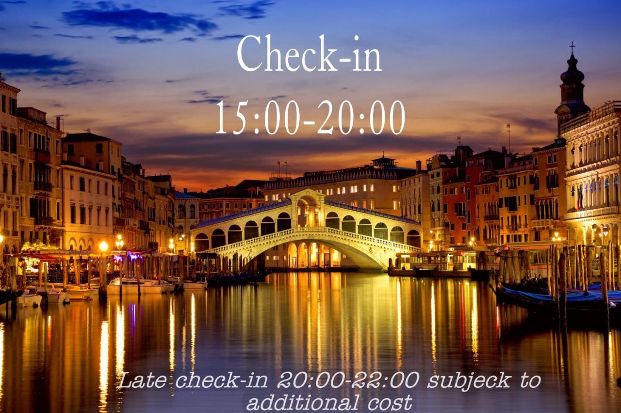 Venetian Mood: Secret Garden公寓 外观 照片