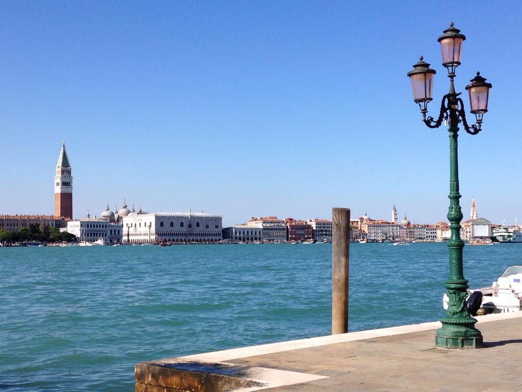 Venetian Mood: Secret Garden公寓 外观 照片